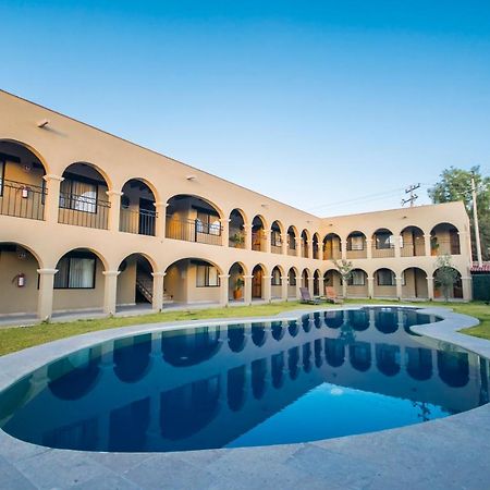 Hotel Real De Corralejo Alcocer Exterior foto